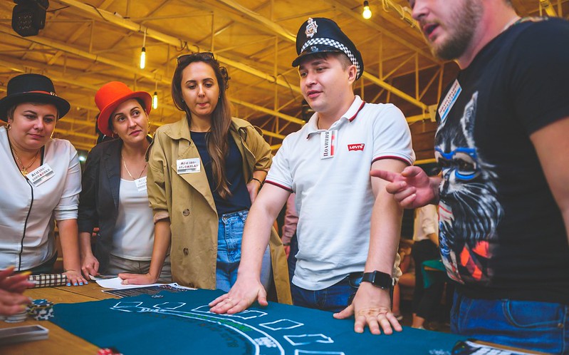 Корпоративные сувениры и подарки на День нефтяника в Чите